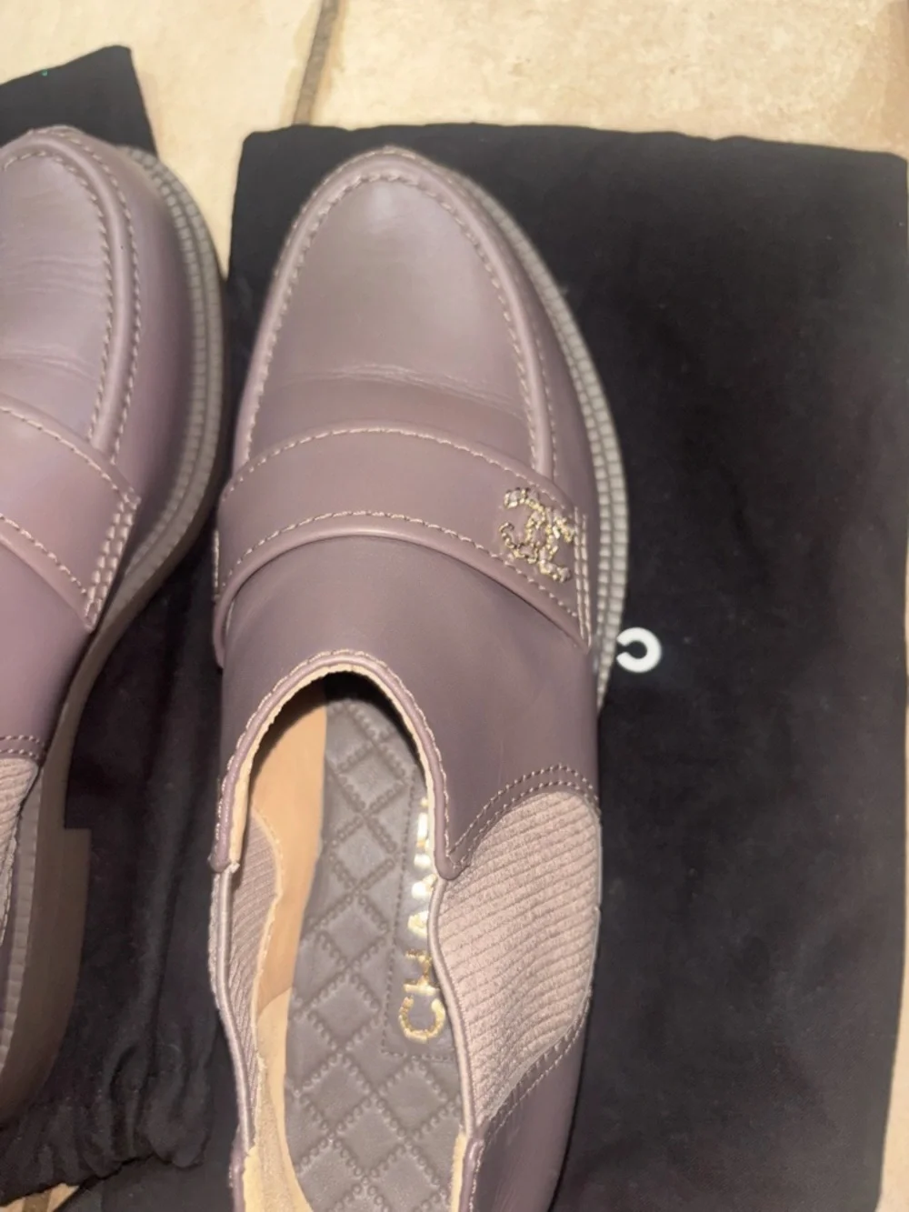 CHANEL Women's Leather Loafers with Gold Logo - Picture 5 of 15